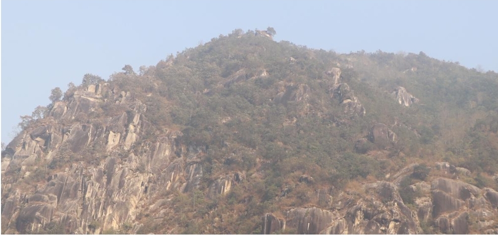 पर्यटकको पर्खाइमा ‘गोल्मे राजा, गोल्मे रानी’
